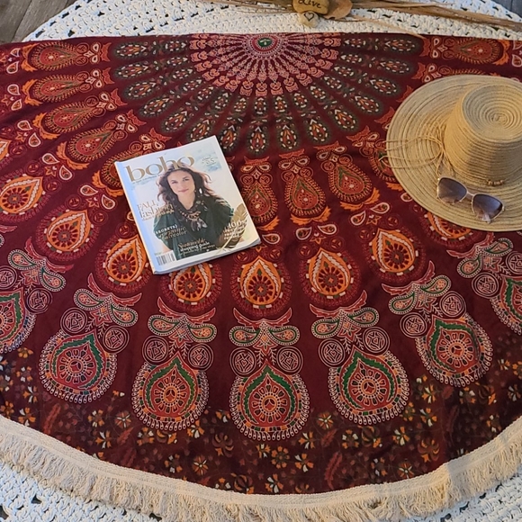 NWOT BO HO WALL ART, TABLE CLOTH, BED THROW, MULTI - Picture 6 of 16